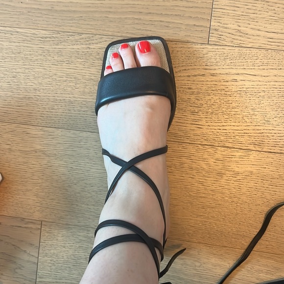 Lace Up Vince Sandal - Picture 8 of 11
